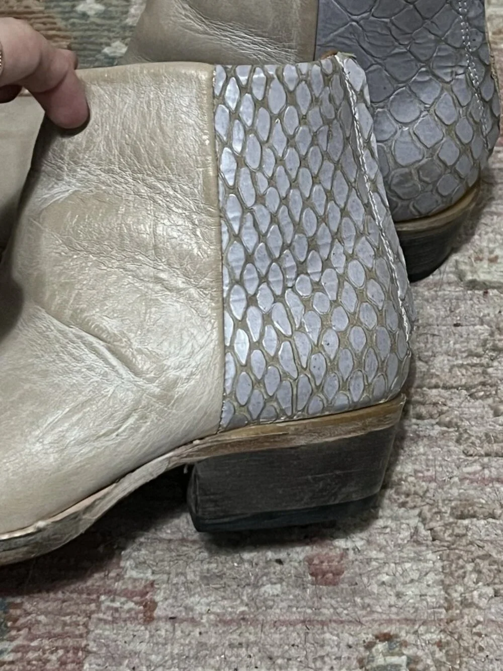 Freebird By Steven Rule Boots Booties Western Boho Cream Silver Croc Size 6